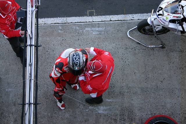 MotoGP规则漫谈：边界之处见专业（心理状态视角）